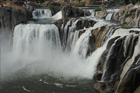 Shoshone Falls